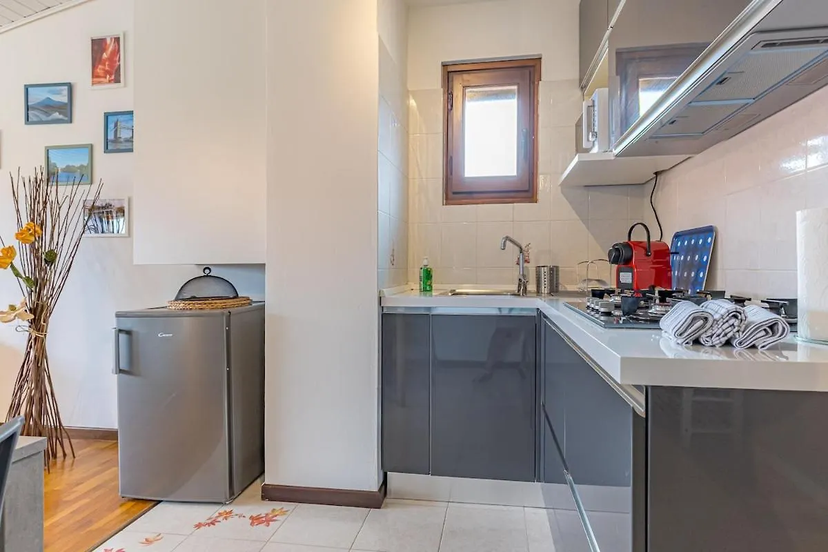Romantic Como Hideaway With Private Parking Acquaseria 0*,  Italie