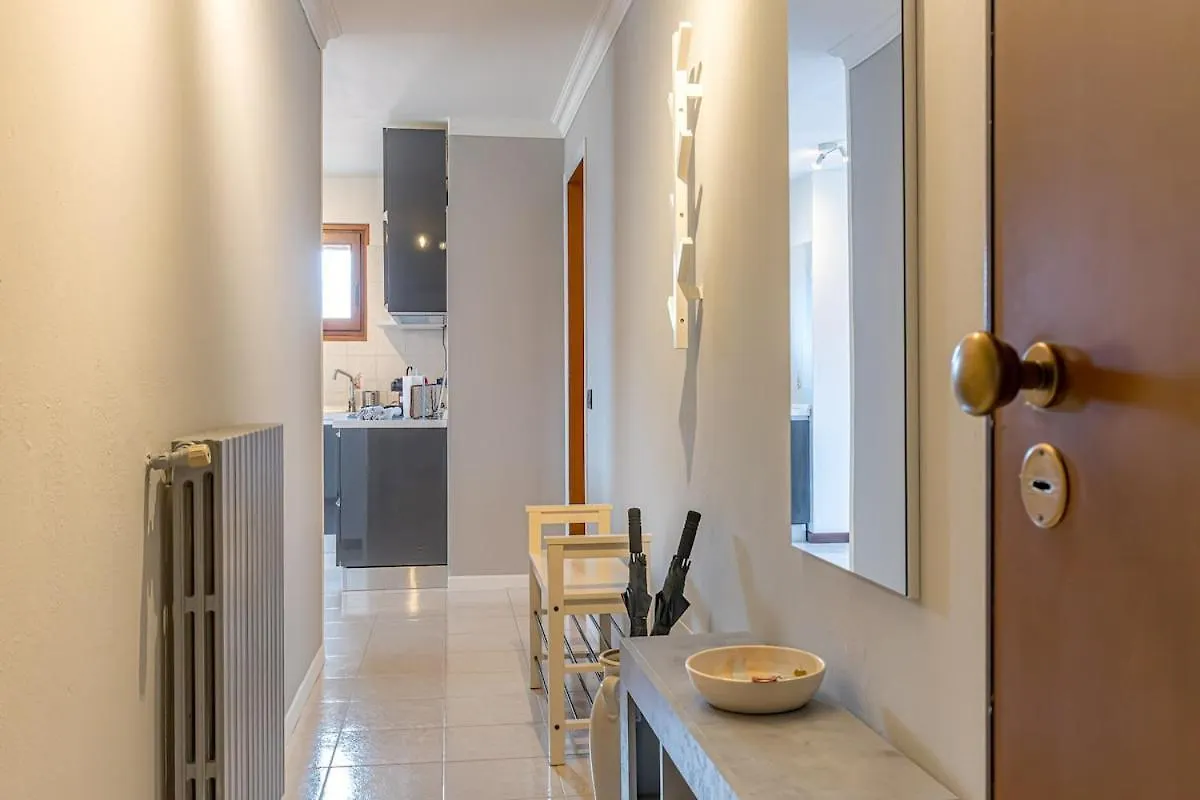 Romantic Como Hideaway With Private Parking Acquaseria Appartement